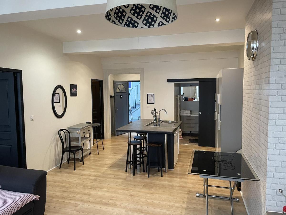 AppartsHotels'De Ville Bourg-lès-Valence Kamer foto