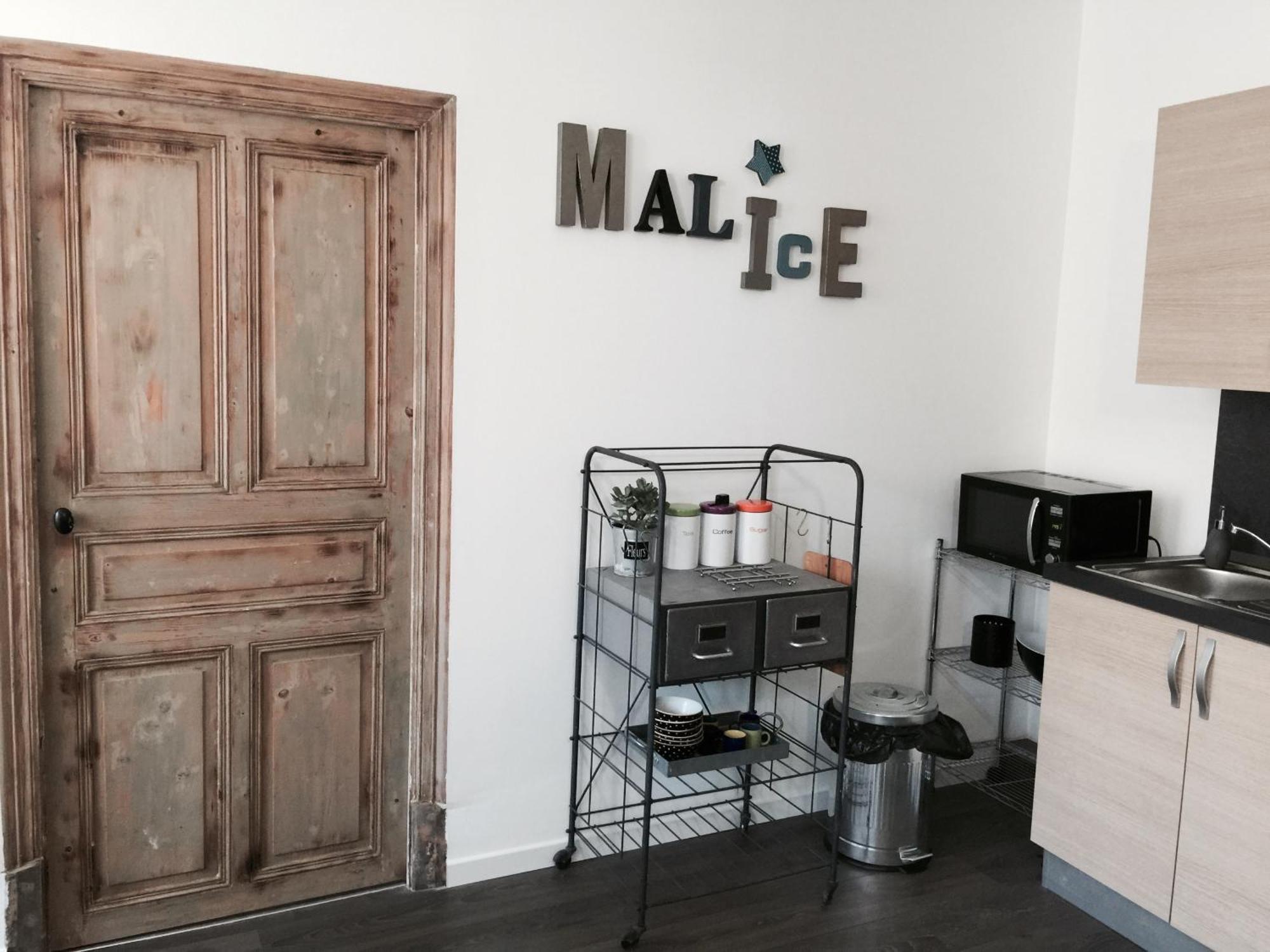 AppartsHotels'De Ville Bourg-lès-Valence Kamer foto